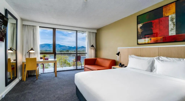 Двухместный номер Standard с видом на реку Mercure Rockhampton