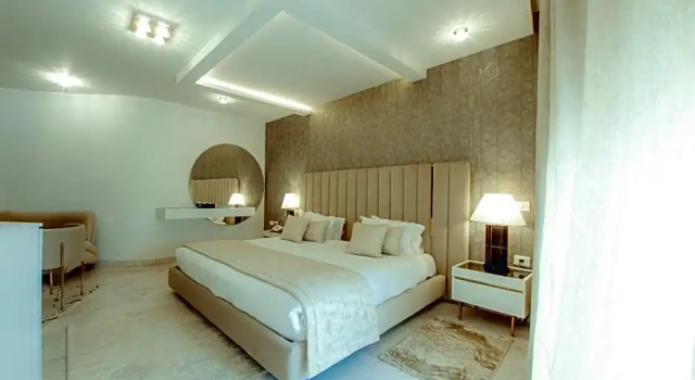 Номер Deluxe The Penthouse Suites Hotel