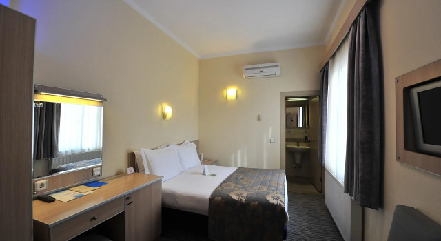 Двухместный номер Standard Olimpiyat Hotel