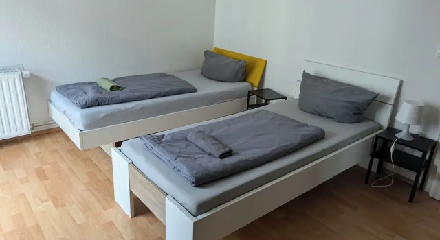 NestOaseWHV Küstenzimmer im Stadtherz, Забронировать Гостевой дом Гостевые дома Вильгельмсхафен, Гостевой дом