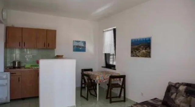 Guest House Alek, Забронировать Гостевой дом Отели Врбоска с парковкой, рядом с Частный Пляж «Виллы Эмма», Парковка
