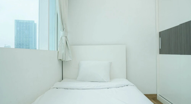 Spacious 3BR Ambassade Residences Apartment near Kuningan, Забронировать Апартаменты/квартира Апартаменты Джакарты, рядом с Торговый центр Epicentrum Walk, Апартаменты/квартира