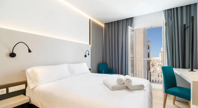 Двухместный номер Superior с балконом Dormos Hotel