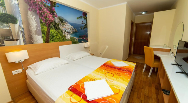 Hotel Obala, Забронировать Отель Отели Бечичи 3 звезды, 3*