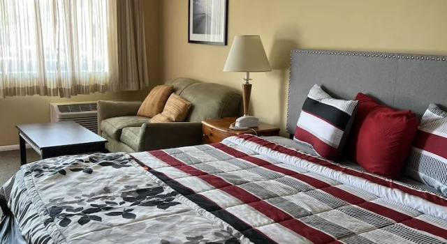 Komfort Doppel Suite Ambassador Inn