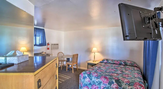 Vacation Rental in Loveland 1 Mi to Downtown!