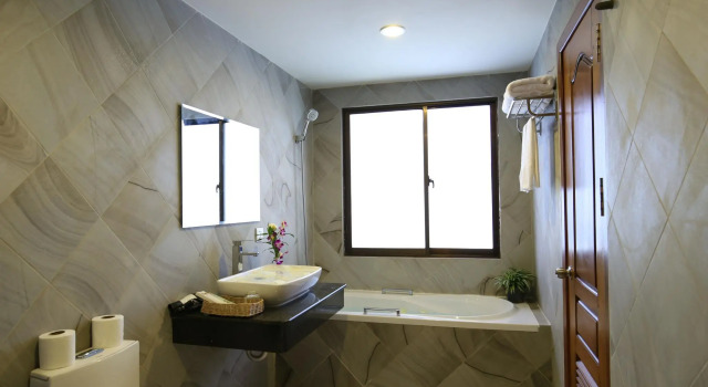 Номер Deluxe Holy Angkor Hotel