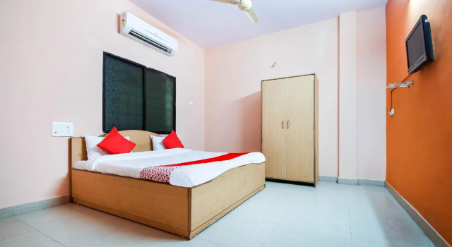 OYO Flagship 69814 Hotel Chandani