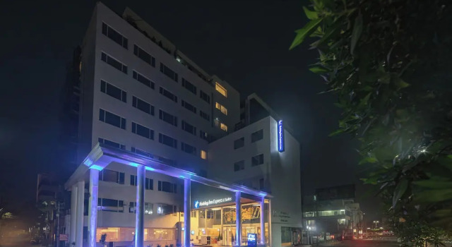 Люкс c 1 комнатой Holiday Inn Express And Suites Vijayawada by IHG