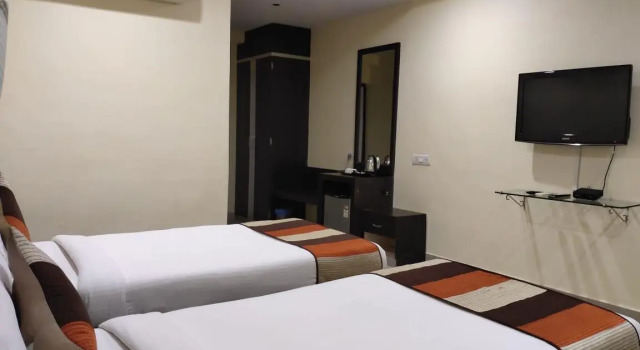 Номер Superior Hotel City Square By KeyMagics
