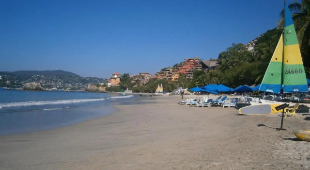 Вилла Villa Marina Porto Ixtapa in the Private Yacht Club