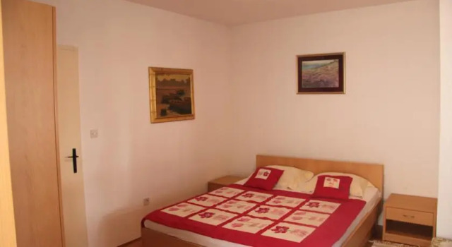 Apartments Antonia, Забронировать Апартаменты/квартира Отели Макарска с парковкой, рядом с Францисканский монастырь, Парковка