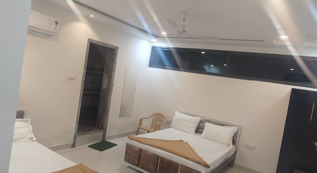 Hotel Maruti Inn, Book Hotel Hoteller i Ramnagar med parkering, Parkering