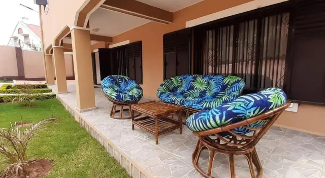 villa luxueuse et meublée plus de 280 m²