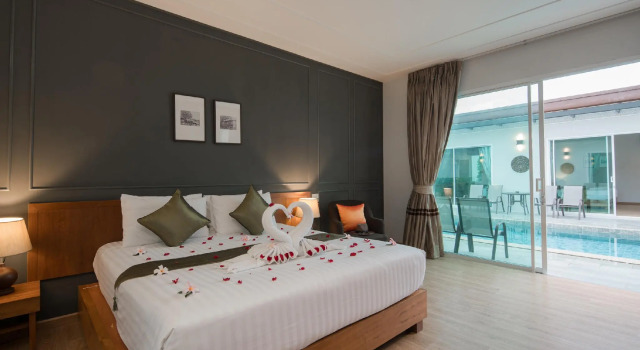 Phuket La Siesta, Naiharn Beach