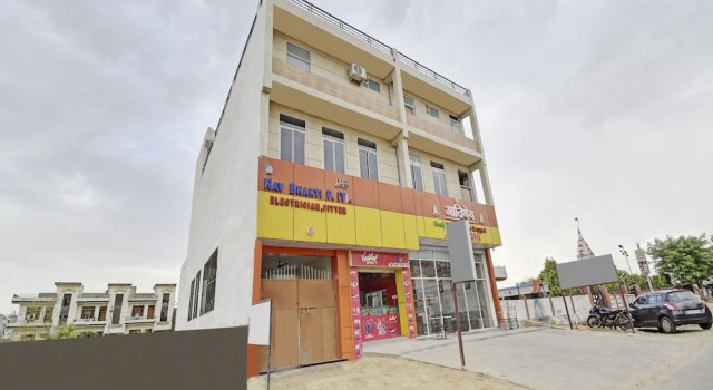 Oyo 43607 Ati They Hotel & Restaurant, Забронировать Отель Отели штата Раджастхана 3 звезды, 3*