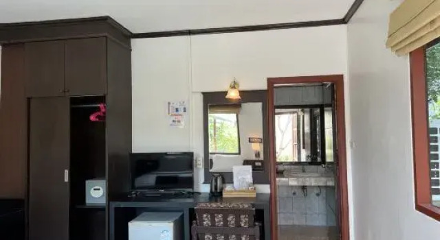Номер Standard с видом на сад Golden Bay Cottage