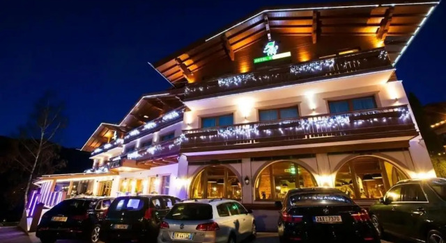 Hotel Zur Burg