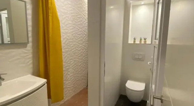 Кровать в общем номере (женский номер) Sweet Spot Hostel