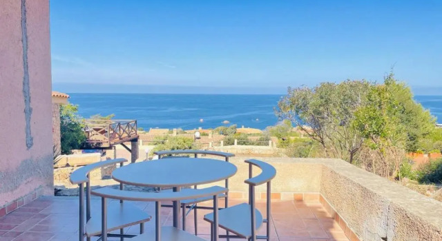 Апартаменты Breathtaking Views few Steps From the sea