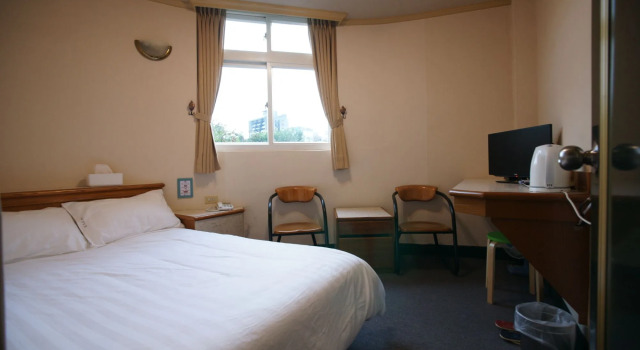 Rich Zone Hotel