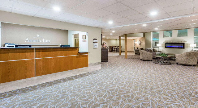 AmericInn by Wyndham Sleepy Eye, Varaa Hotelli Hotellit Minnesota pysäköinnillä, Pysäköinti