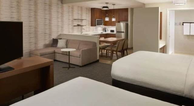 Четырёхместная студия Residence Inn by Marriott Toronto Mississauga Southwest