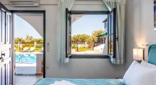 Студия Villa Chantaloukas