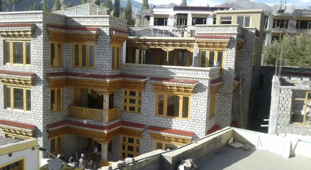 Nezer Homestay