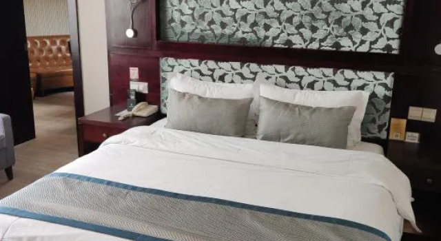 Suite Kunlun Hotel