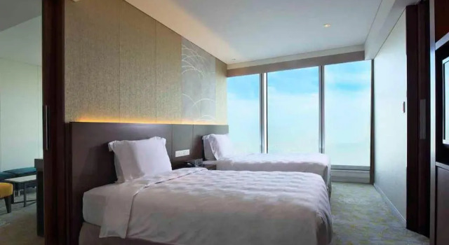 Двухместный полулюкс Osaka Marriott Miyako Hotel