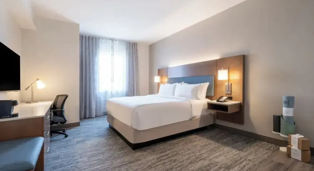 Номер Standard EVEN Hotel Miami - Doral Area, by IHG