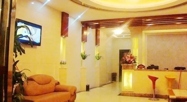 Yuanlong Business Hotel