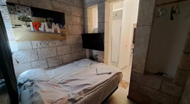 Номер Economy Allenby 2 Bed and Breakfast