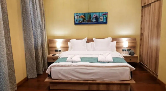 Полулюкс Maison Boutique Hotel