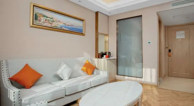 Люкс Deluxe Vienna Hotel（5.0 Heihe Train station Hotel）
