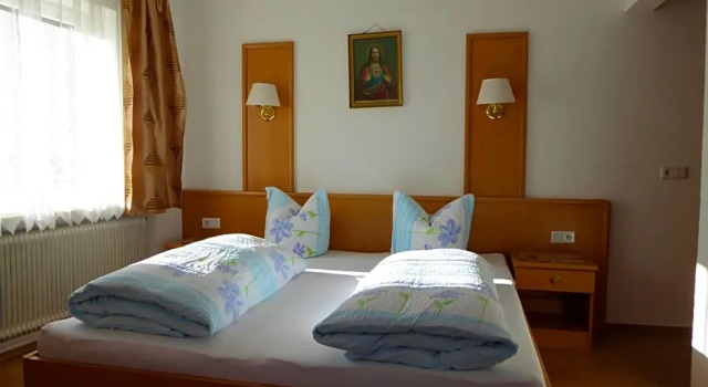 Gasthaus Sonne, Rezerwuj Hotel Fließ Tyrol