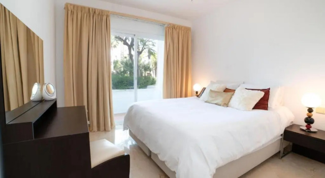 Jardines de ventura del mar 2 b301, Забронировать Отель Марбелья Коста-дель-Соль, рядом с Casino Marbella