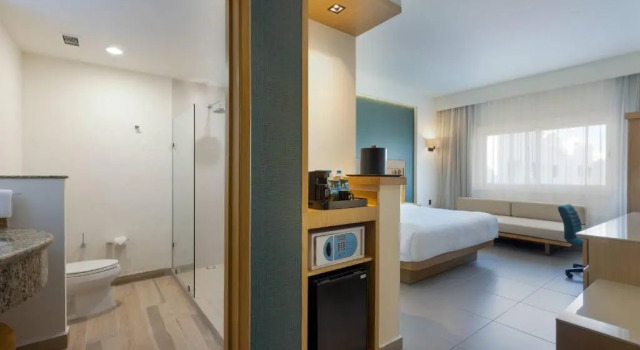 Номер Standard Courtyard by Marriott Cancun Airport