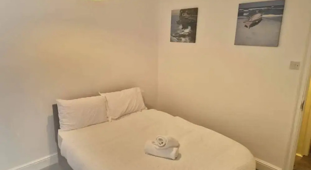 Коттедж Gillingham 4-bed Stay - Wifi, Parking, Ldn Access