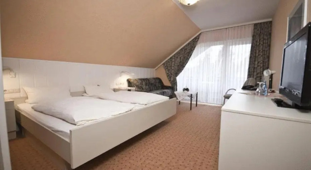 Двухместный номер Comfort с балконом Alte - Post - Hotel