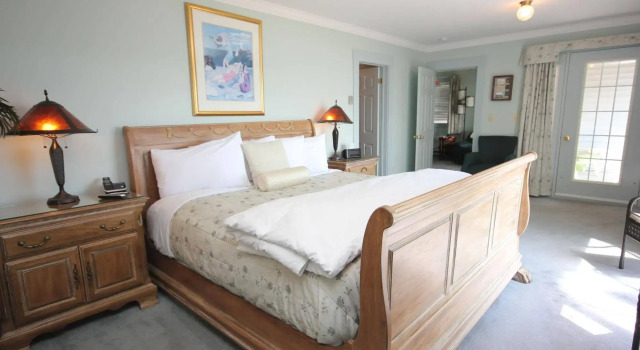 Saint Andrews Inn & Suites