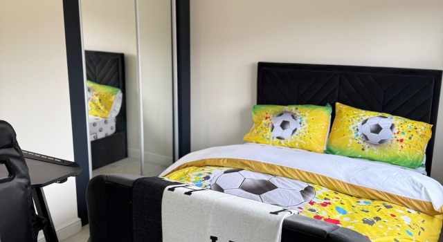 Halewood Haven - 4 Bedroom House, Забронировать Отель Бизнес-отели Ливерпуля, 4* 5*