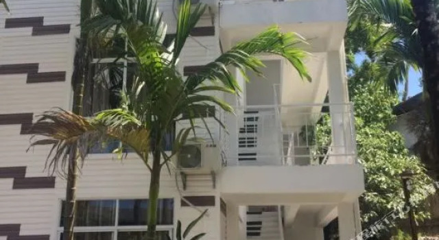 Lighthouse Hotel, Đặt Khách sạn Khách sạn 3 sao ở Koror, 3*