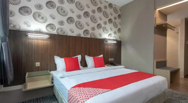 Двухместный номер Deluxe OYO 89375 Regent Hotel