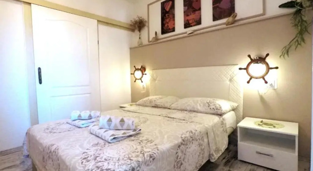 Apartments Posejdon & Neptun, Prenota Appartamento Splitska 