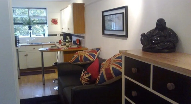 Holly House Bed & Breakfast
