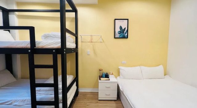 Standard Vierer Familie Zimmer 淡水民宿-台北Yes Hotel