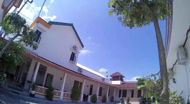Amaryllis Guesthouse Syariah, Buchen Sie Hotel Pacitan Jawa Timur