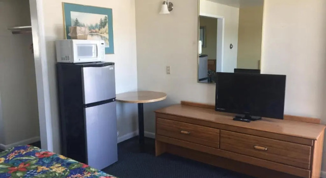 Четырёхместный номер Classic Marco Polo Motel